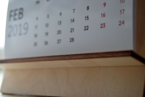 Plywood stand for calendar