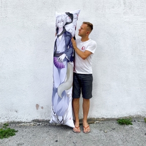 Dakimakura's sizes compared to humans